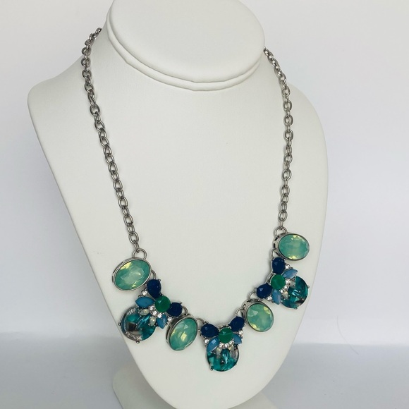 Blue Green Cabochon Rhinestone Silver Tone Statement Necklace - Picture 4 of 6